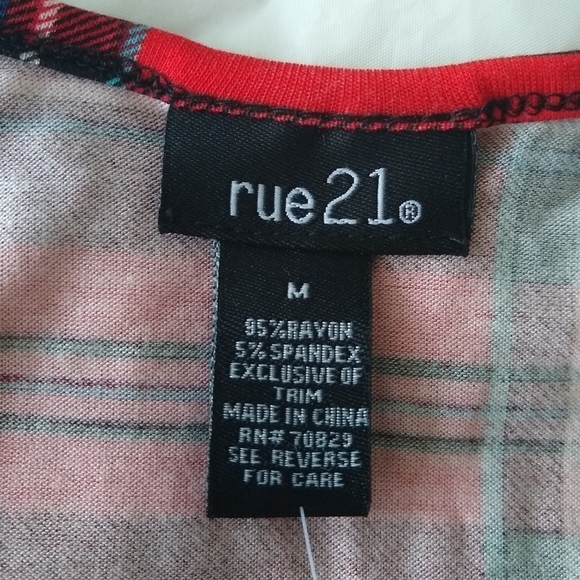 NWT Rue21 Red Plaid Spaghetti Top, Size M - Picture 4 of 4
